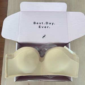 Lively no wire strapless bra